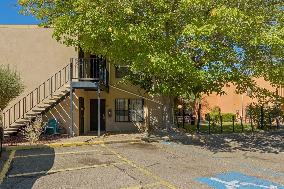 Albuquerque, NM 87108,2800 Vail AVE SE #276