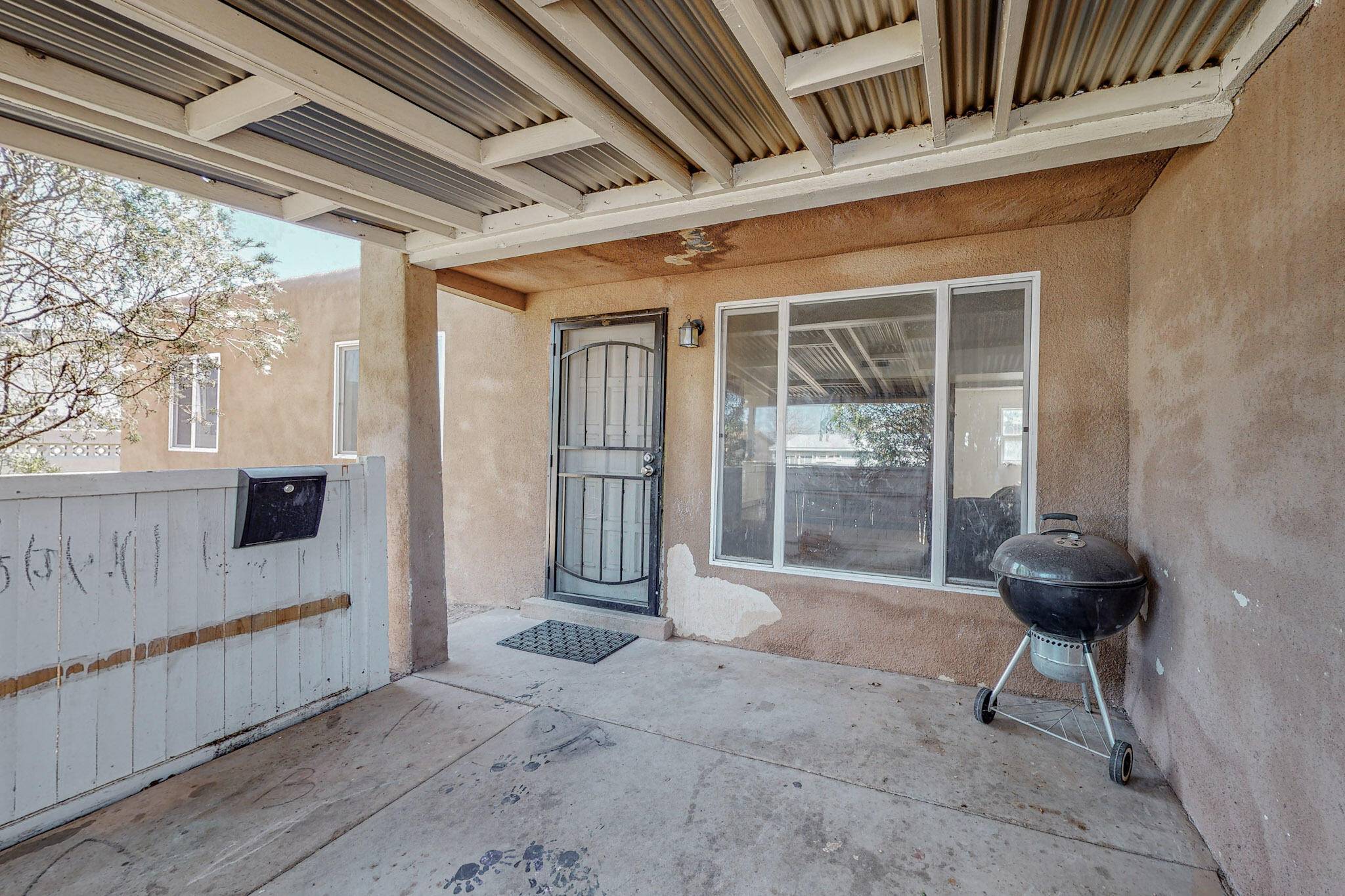 Albuquerque, NM 87112,1010 GRACE ST NE