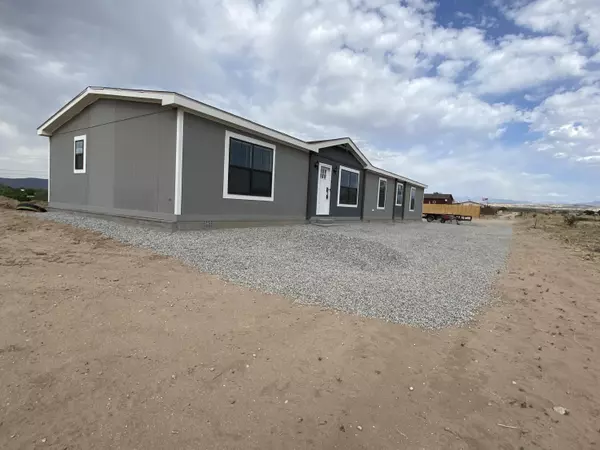 150 County Road 41,  Alcalde,  NM 87511