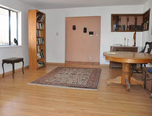 Albuquerque, NM 87107,1016 WOODLAND AVE NW