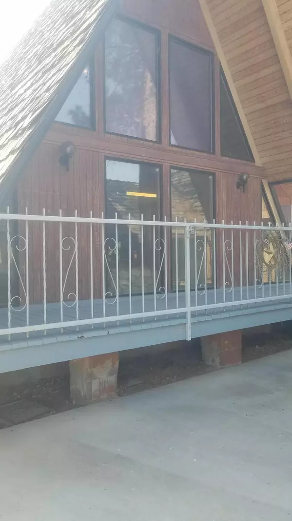 Williamsburg, NM 87901,112 Riverside LN