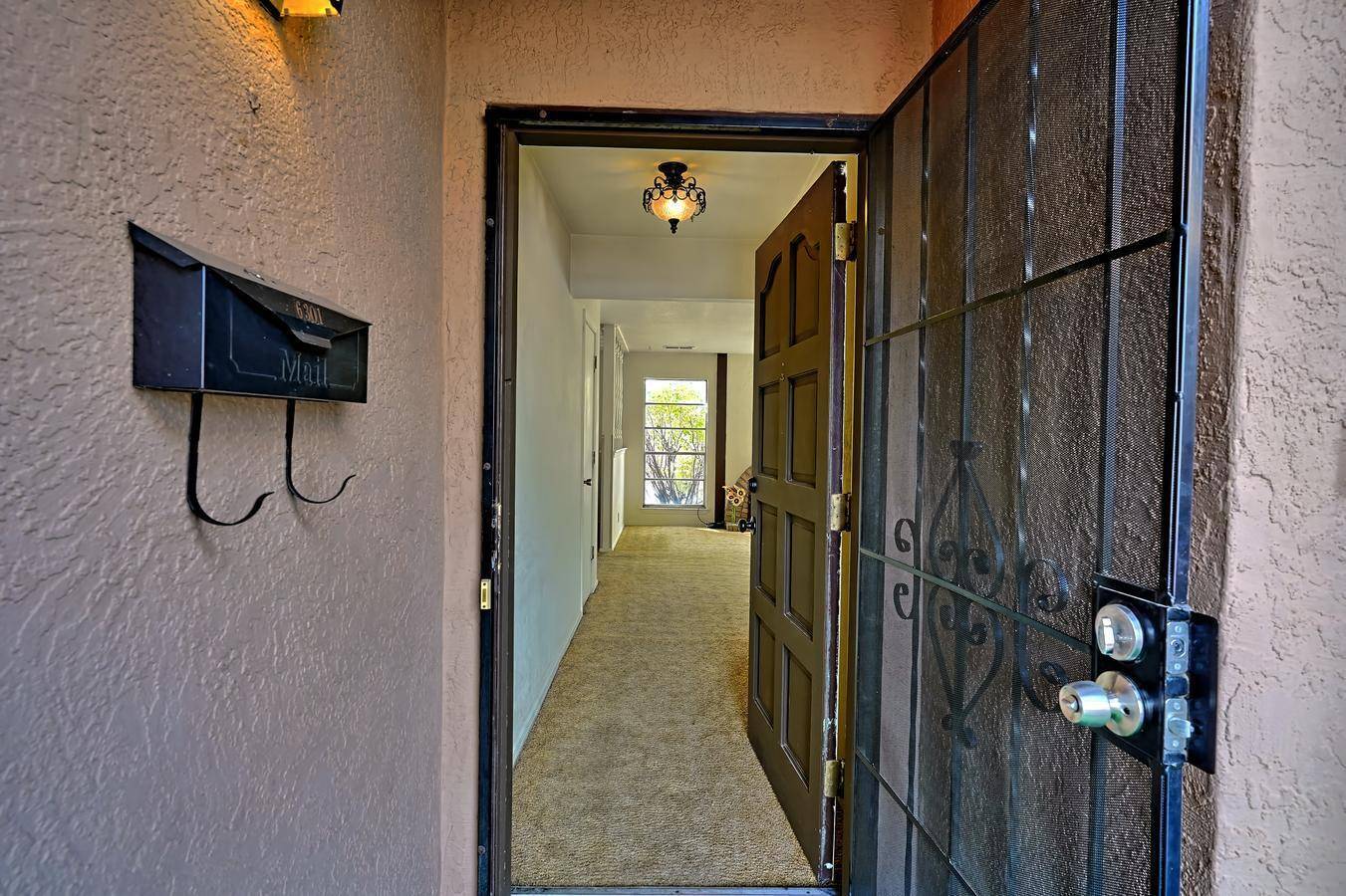 Albuquerque, NM 87109,6301 Barnhart ST NE