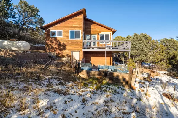 Cedar Crest, NM 87008,14 FIR LOOP