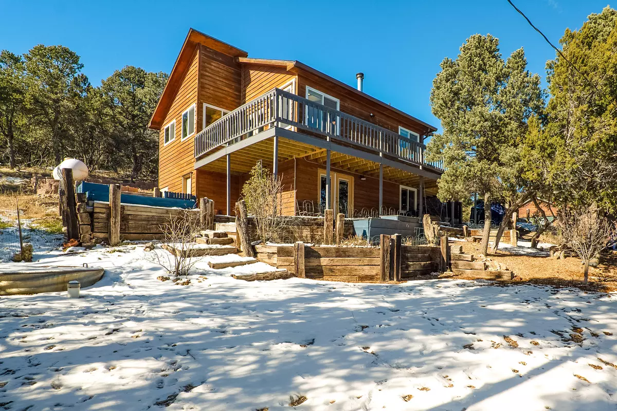 Cedar Crest, NM 87008,14 FIR LOOP