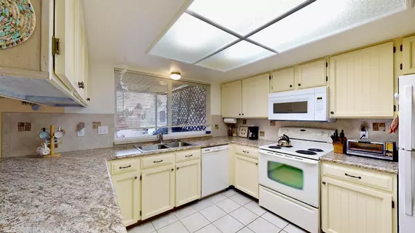 Rio Communities, NM 87002,303 STAR DR