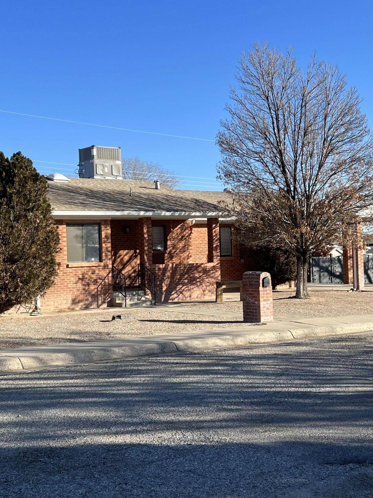 Belen, NM 87002,1616 BEN SAN AVE