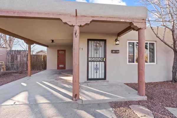 Albuquerque, NM 87108,917 La Veta DR