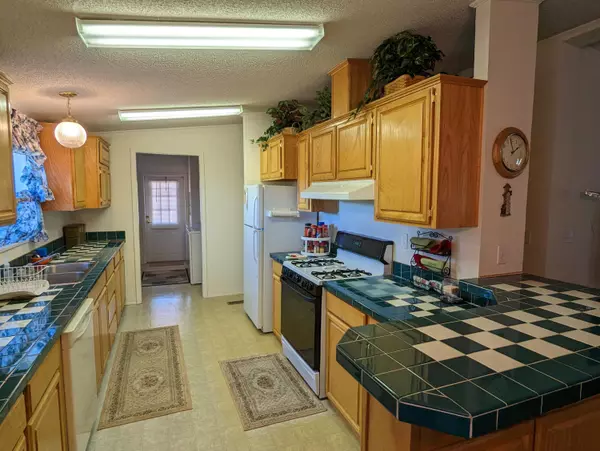 Cedar Crest, NM 87008,24 OLYMPIO LN