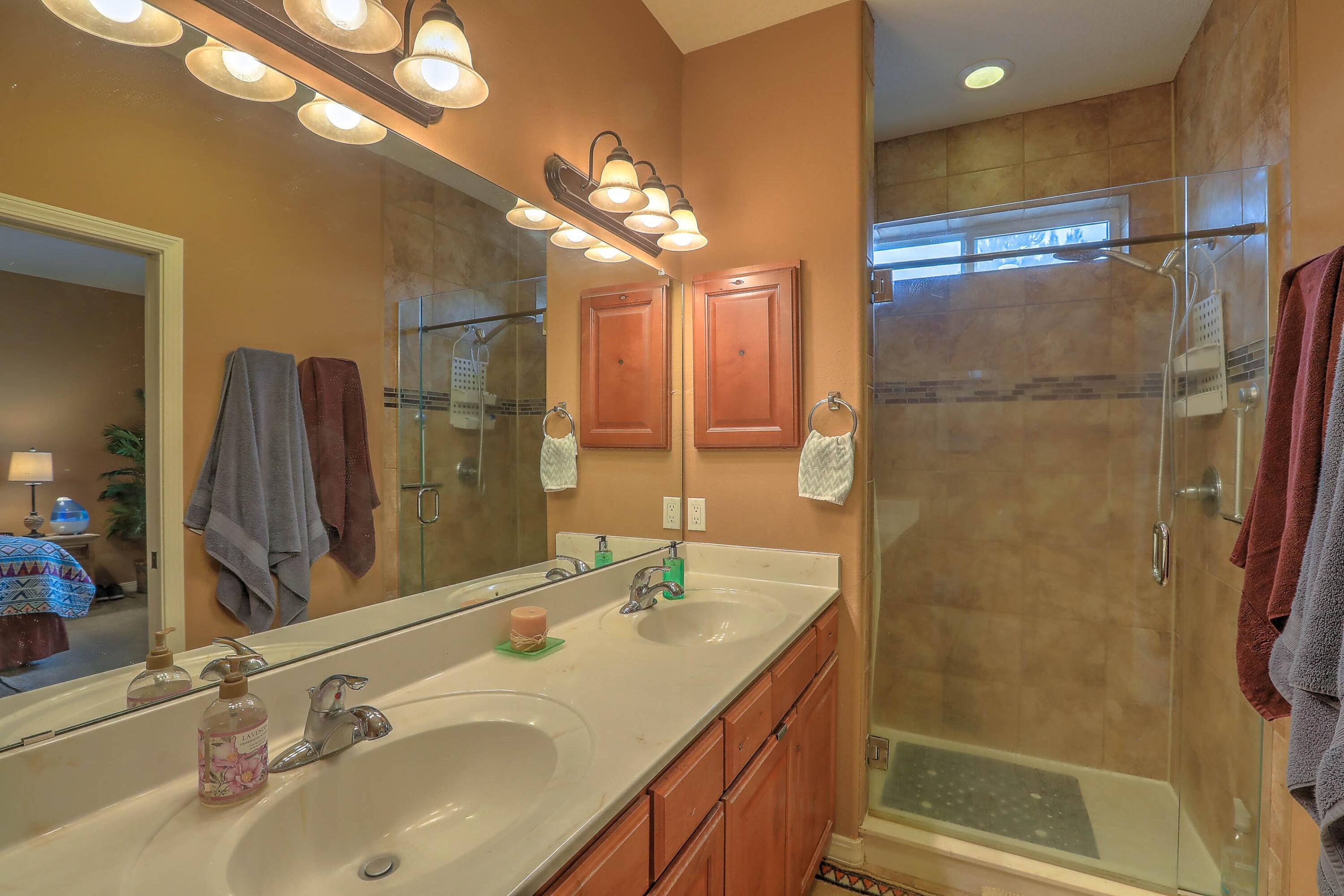 Los Lunas, NM 87031,601 Promenade TRL SW