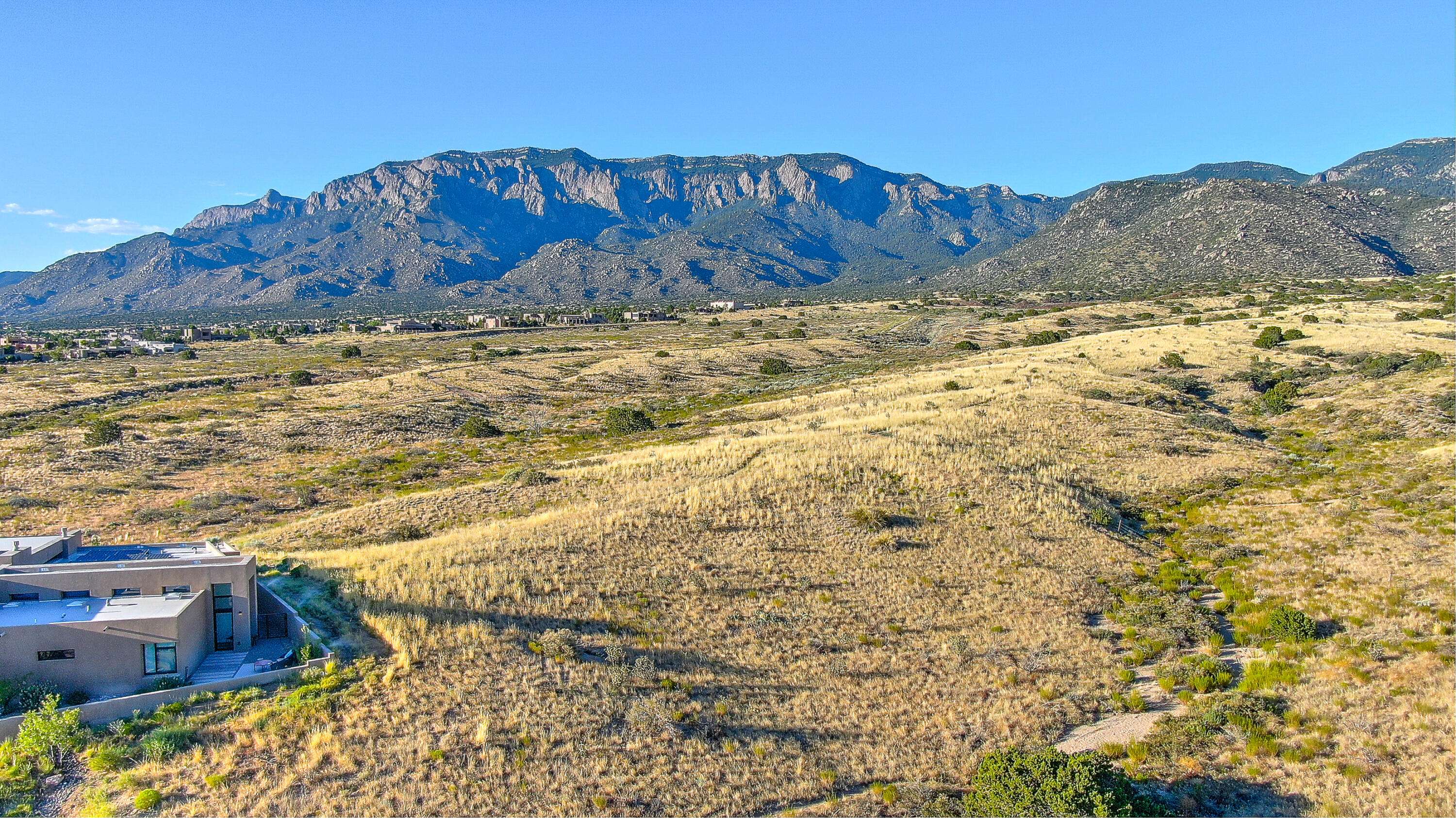 5515 Barranca Oso CT NE, Albuquerque, NM 87111