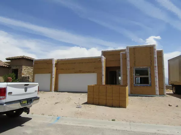 Las Cruces, NM 88007,1304 Sisley PL