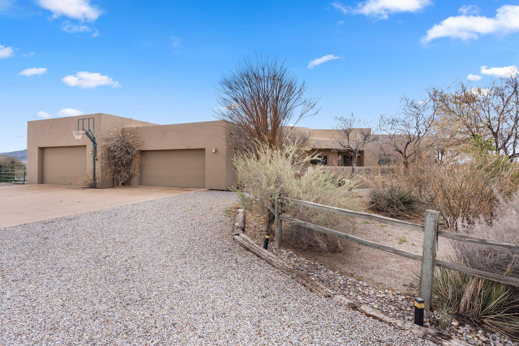 Corrales, NM 87048,107 Keira CT