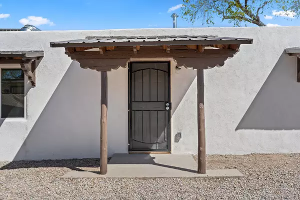 Albuquerque, NM 87108,210 Texas ST NE