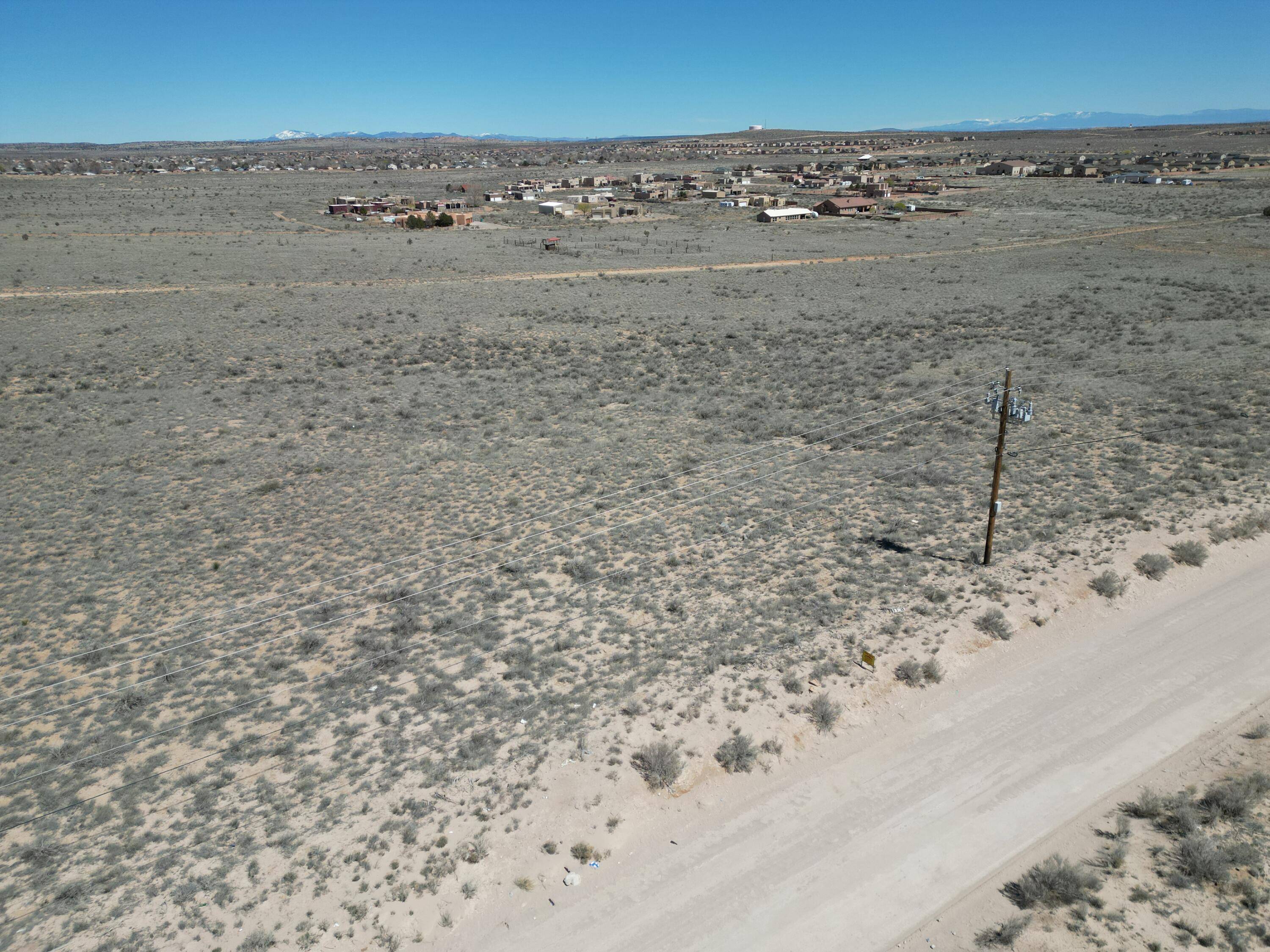 Rio Rancho, NM 87144,621 Cherry RD NE