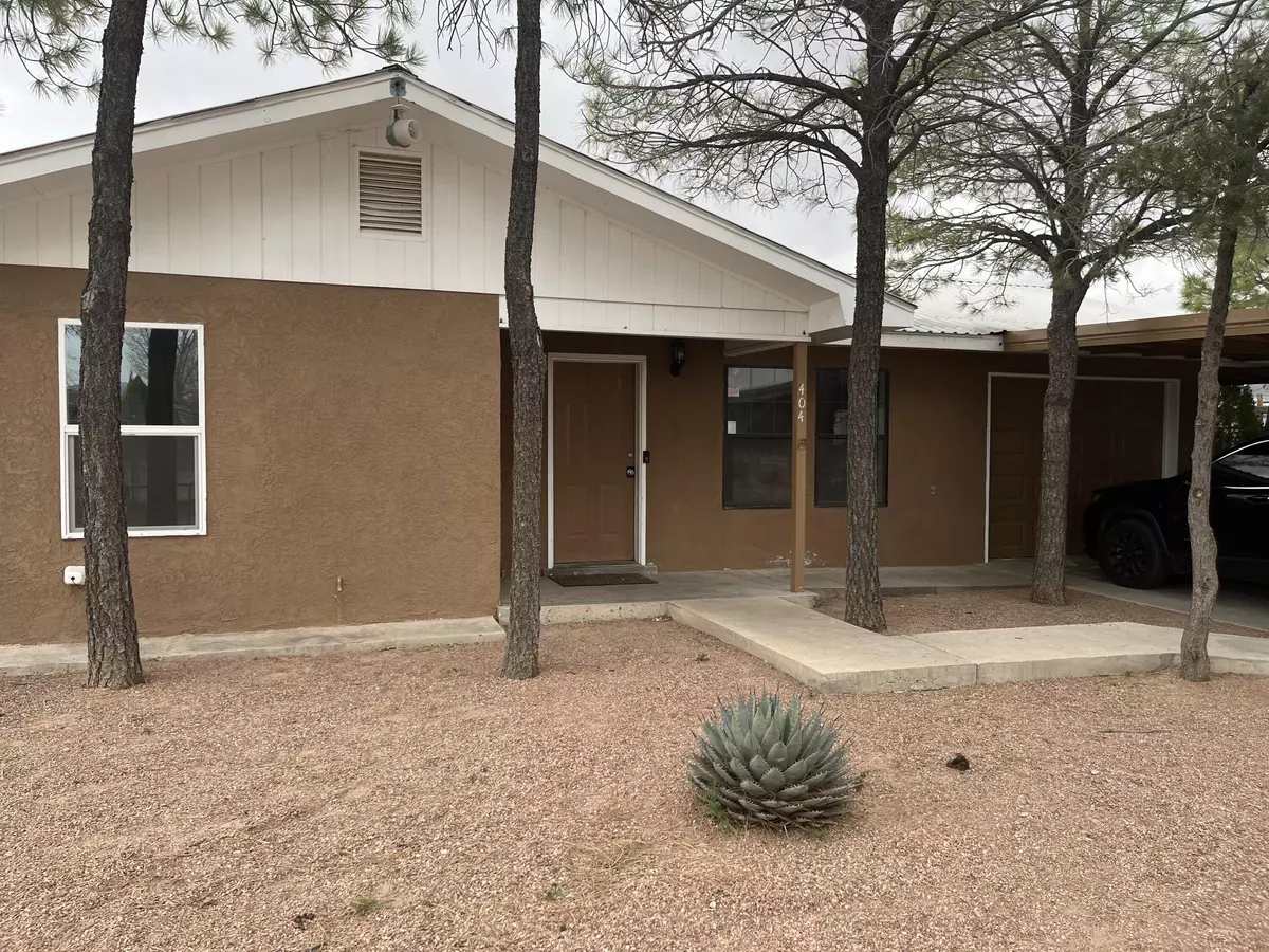 Rio Communities, NM 87002,404 Calle Del Sol