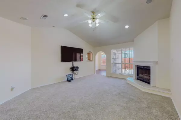 Albuquerque, NM 87121,720 Stetson DR SW