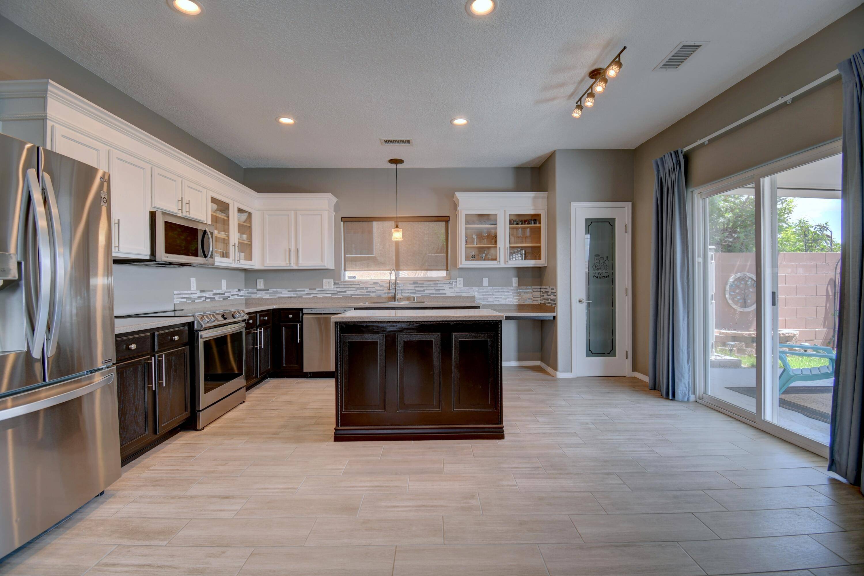 Rio Rancho, NM 87124,3326 Marino DR SE