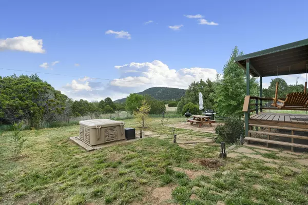 Cedar Crest, NM 87008,38 Juniper Hill LOOP