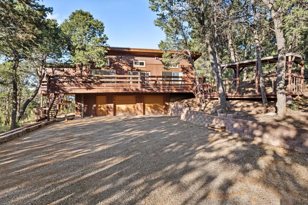 Cedar Crest, NM 87008,2 Cedar Hill DR