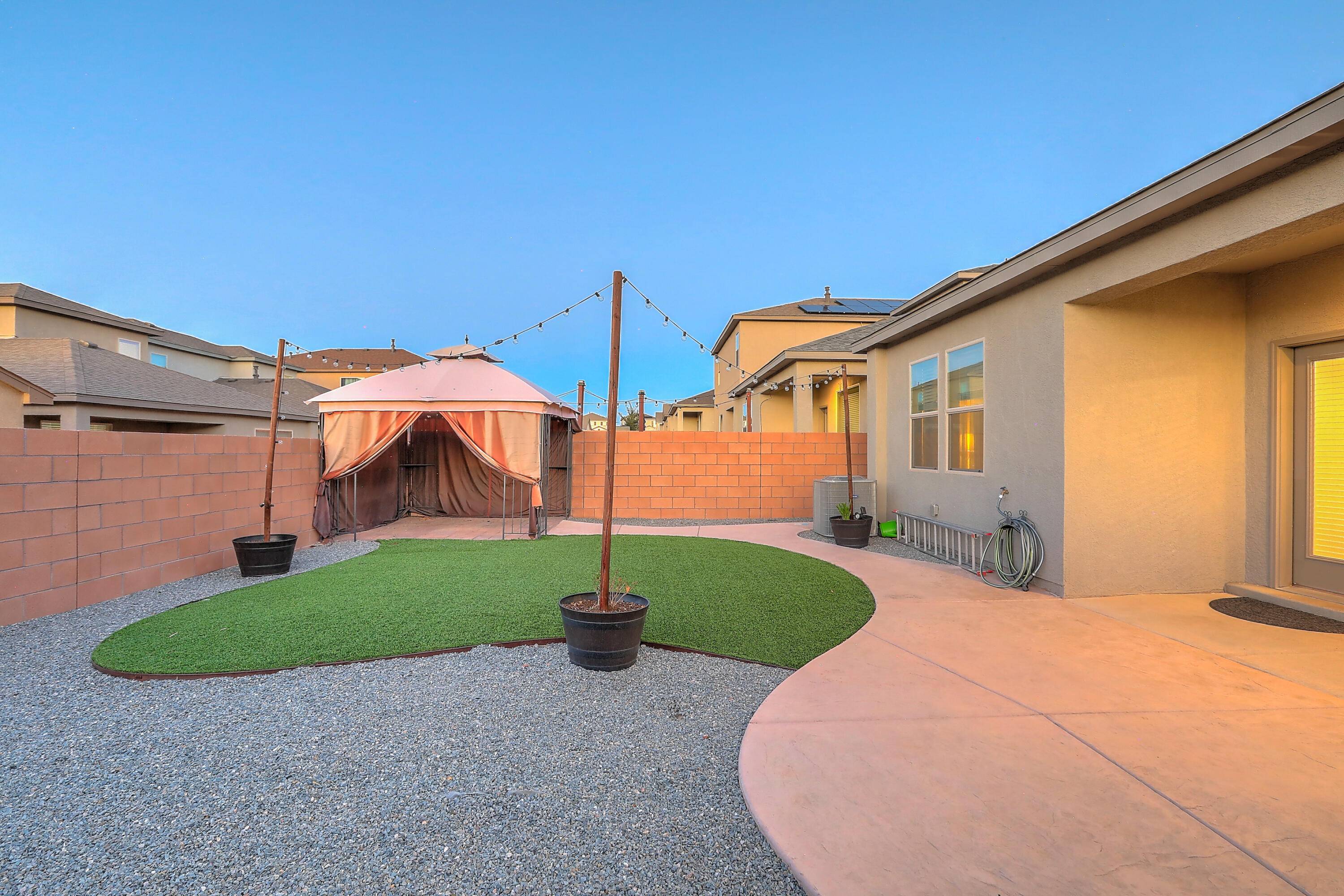 Rio Rancho, NM 87144,4843 Kings Peak RD NE