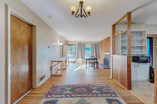 Albuquerque, NM 87110,2913 California ST NE