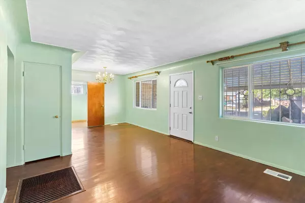 Albuquerque, NM 87108,1120 Indiana ST SE