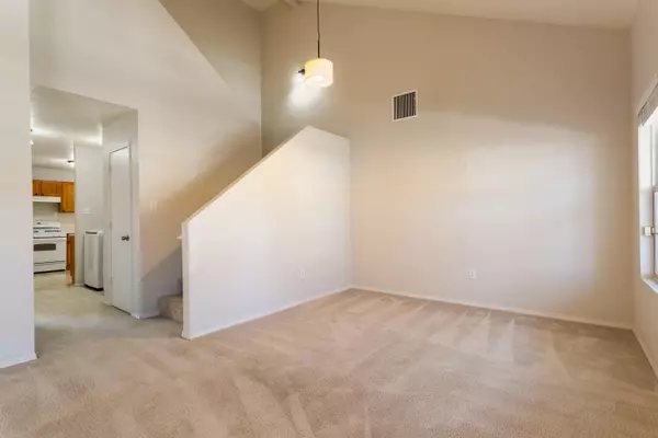 Albuquerque, NM 87114,10609 Hatch DR NW