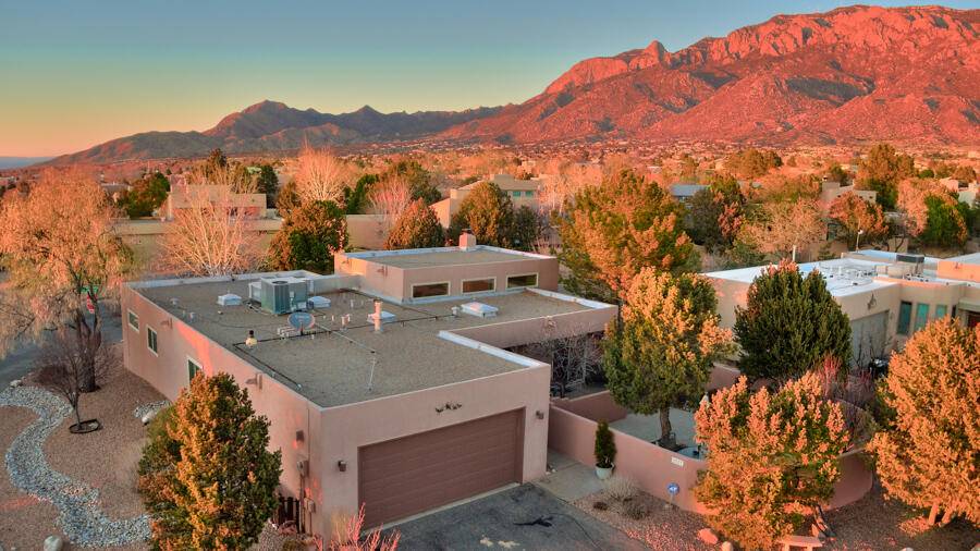 Albuquerque, NM 87122,2027 Quail Run DR NE