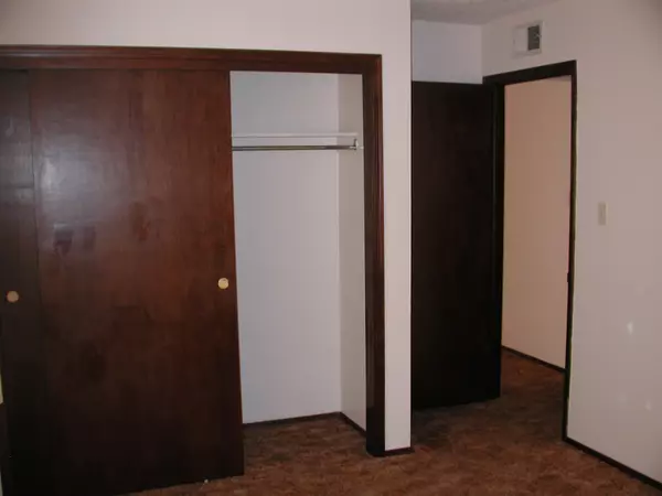 Albuquerque, NM 87123,404 Rainbow CT SE