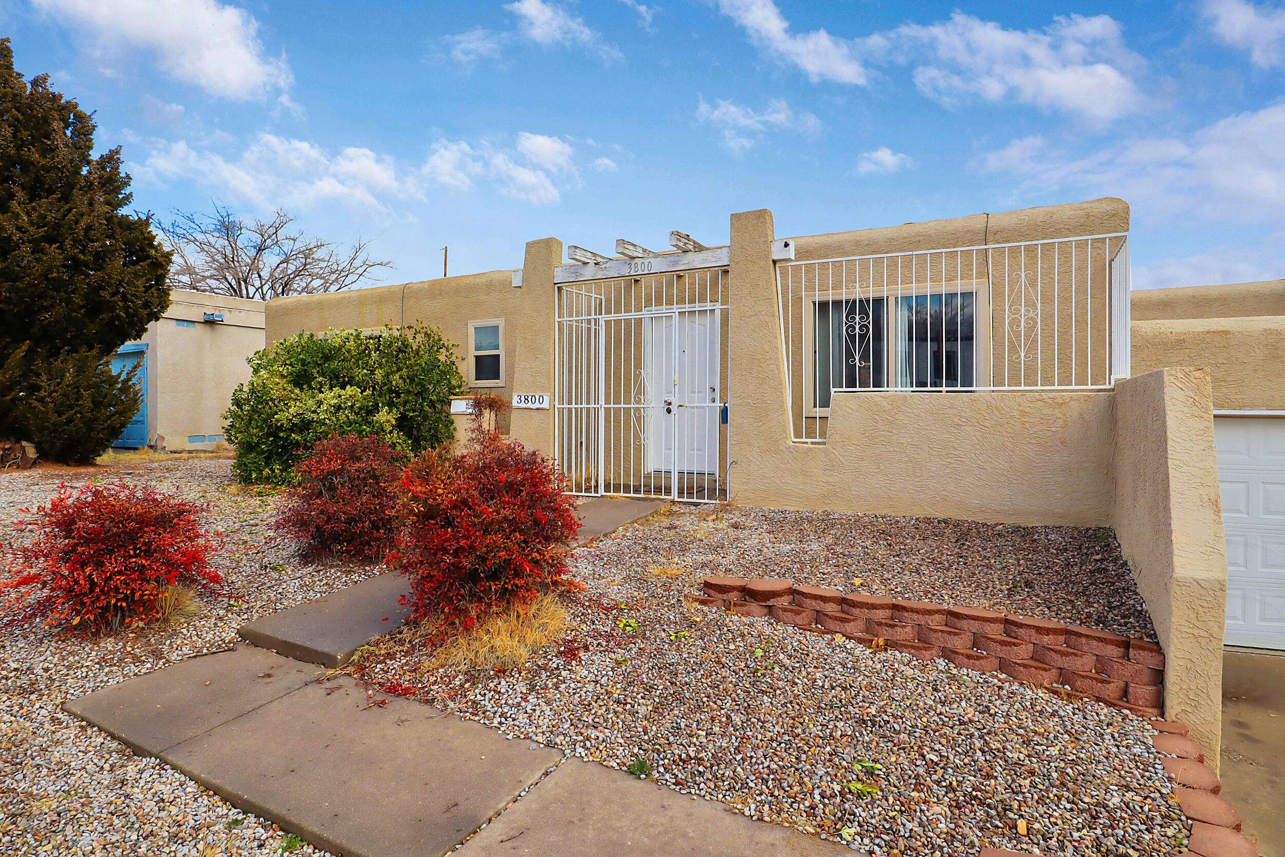 Albuquerque, NM 87107,3800 Lafayette DR NE