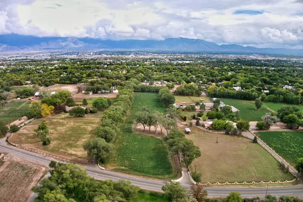 Albuquerque, NM 87107,7028-B Rio Grande NW