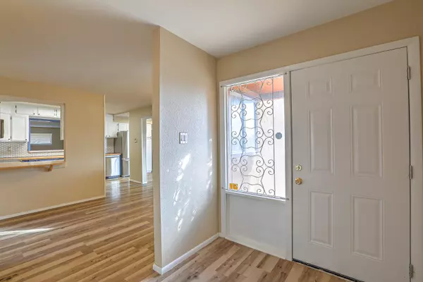 Albuquerque, NM 87110,4004 Van Buren ST NE