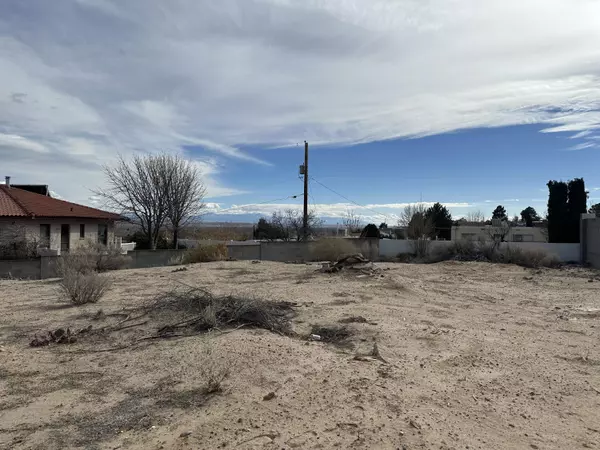 Albuquerque, NM 87105,1505 Cliffside CT NW