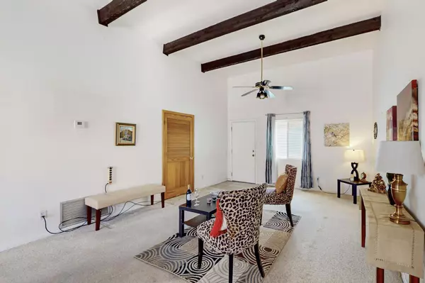 Rio Rancho, NM 87124,1357 Rio Rancho DR SE #E