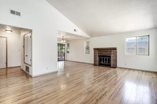 Rio Rancho, NM 87124,113 California Pine RD NE