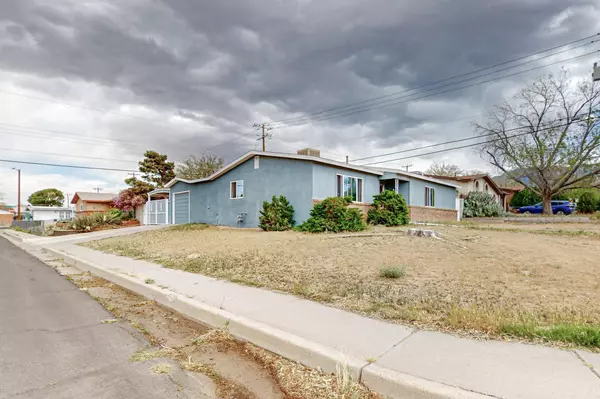Albuquerque, NM 87123,13001 Skyview AVE NE