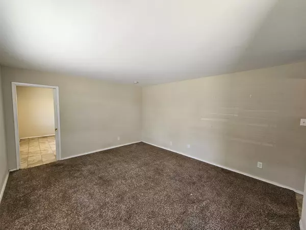 Albuquerque, NM 87121,10307 Cornelia CT SW