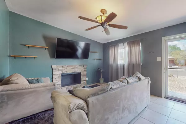 Albuquerque, NM 87123,701 Claudine ST NE