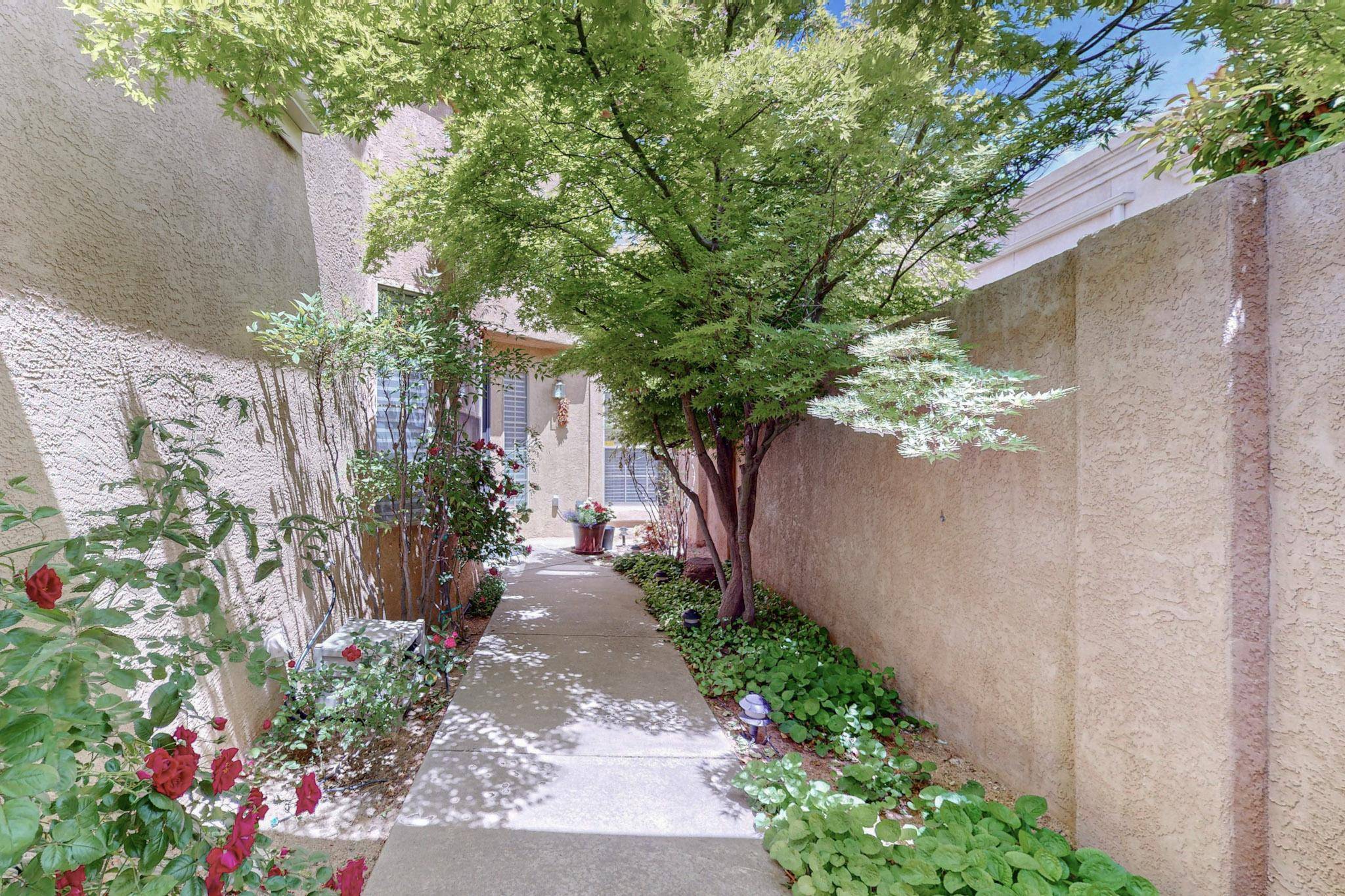 Albuquerque, NM 87111,11445 Malaguena LN NE