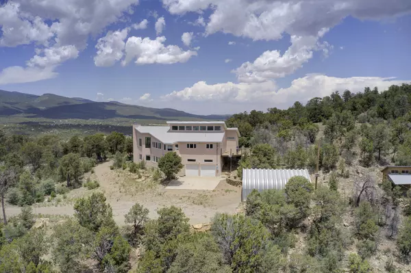 Cedar Crest, NM 87008,189 Pinon TRL