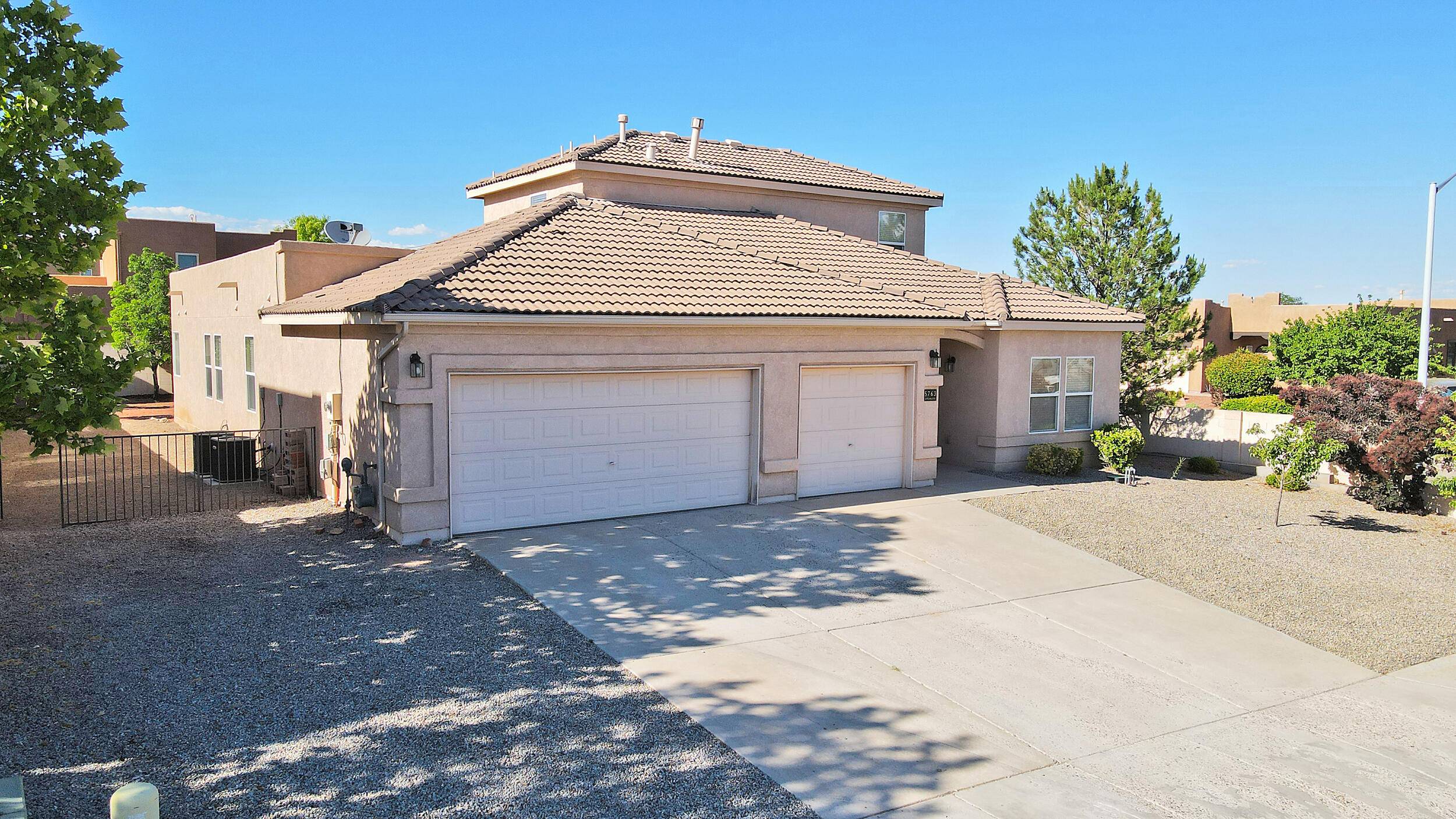 Rio Rancho, NM 87144,5763 De Baca CT NE