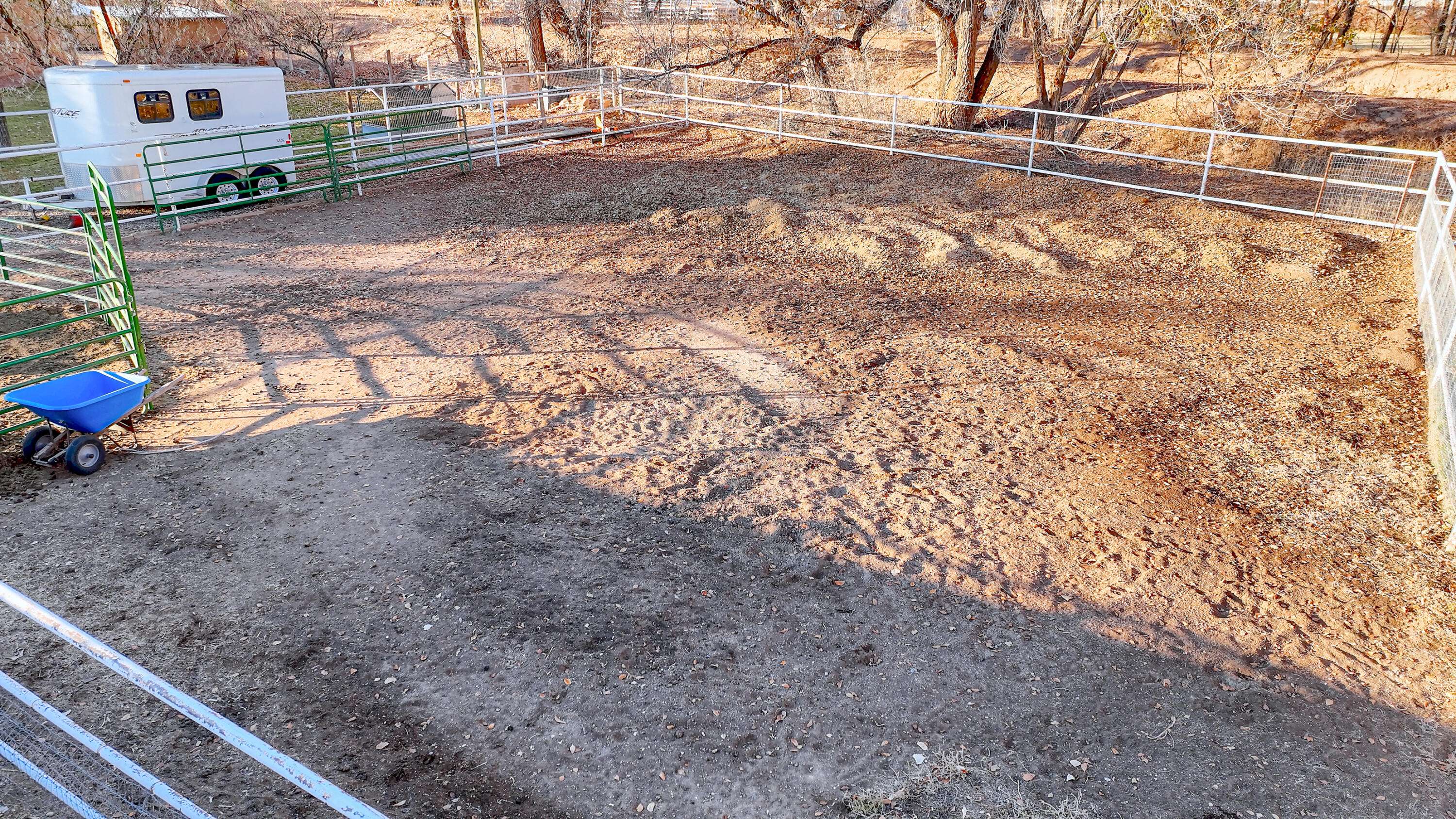 Los Ranchos, NM 87114,8523 Rio Grande BLVD NW
