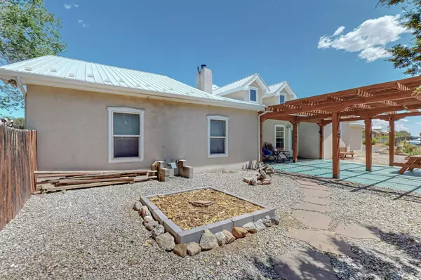 Edgewood, NM 87015,1 Glen LN