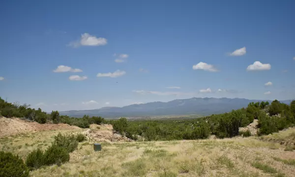 6 Chato TRL, Mountainair, NM 87036