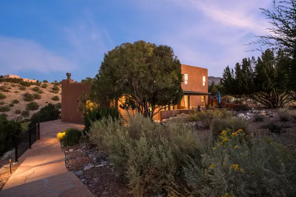 Placitas, NM 87043,90 Arroyo Venada RD