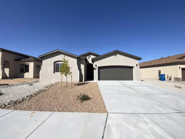 4812 Guadalupe Peak ST SW, Los Lunas, NM 87031