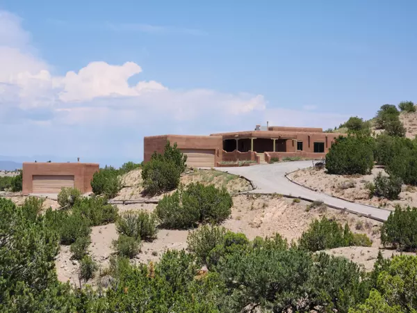 31 Calle Del Sol,  Placitas,  NM 87043