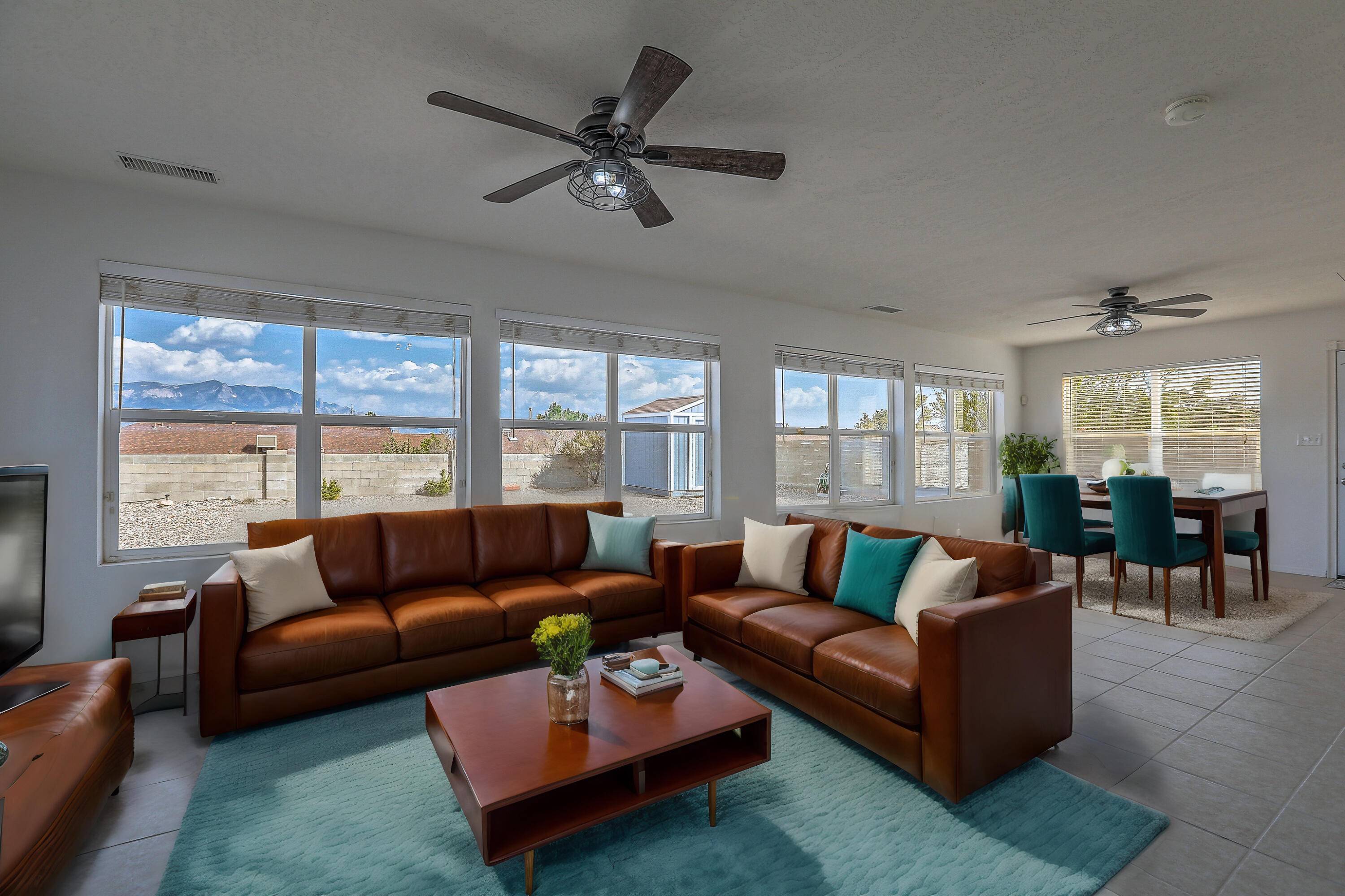 Rio Rancho, NM 87144,4724 TRENTON HILLS DR NE