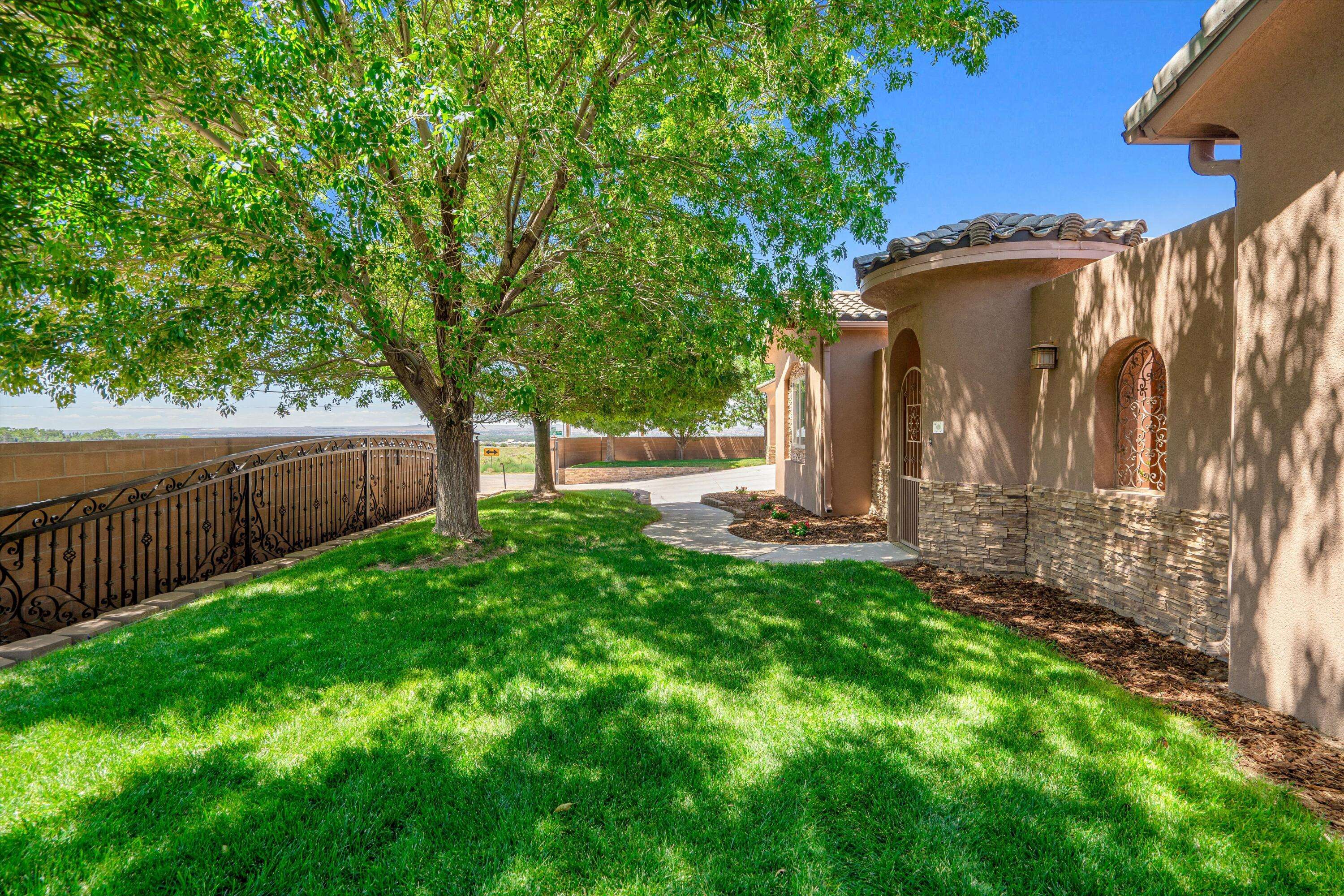 Albuquerque, NM 87113,6901 Venice AVE NE