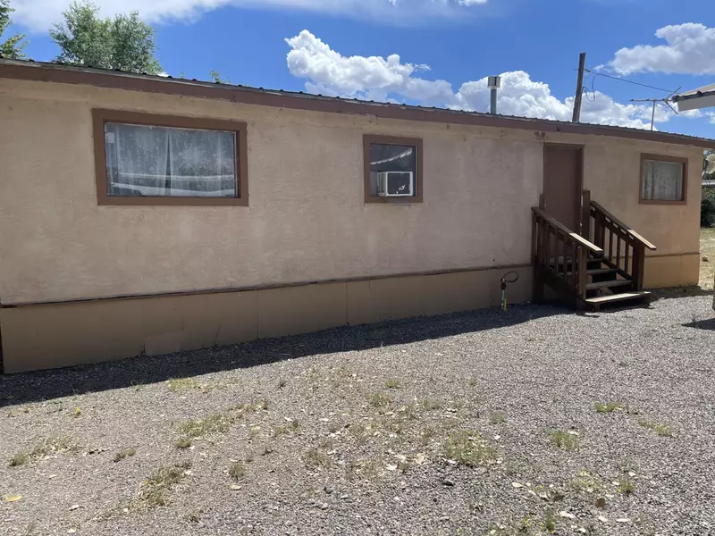 184 Berger AVE, Willard, NM 87063